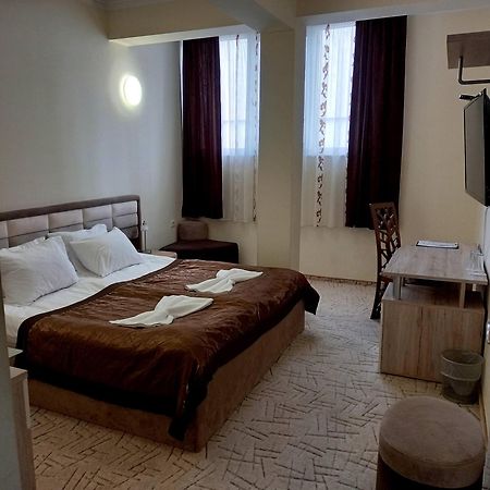 Hotel Dream Stara Zagora Esterno foto