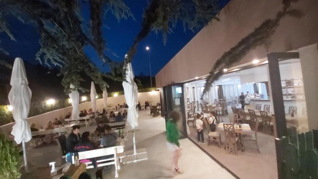 Hotel Dream Stara Zagora Esterno foto